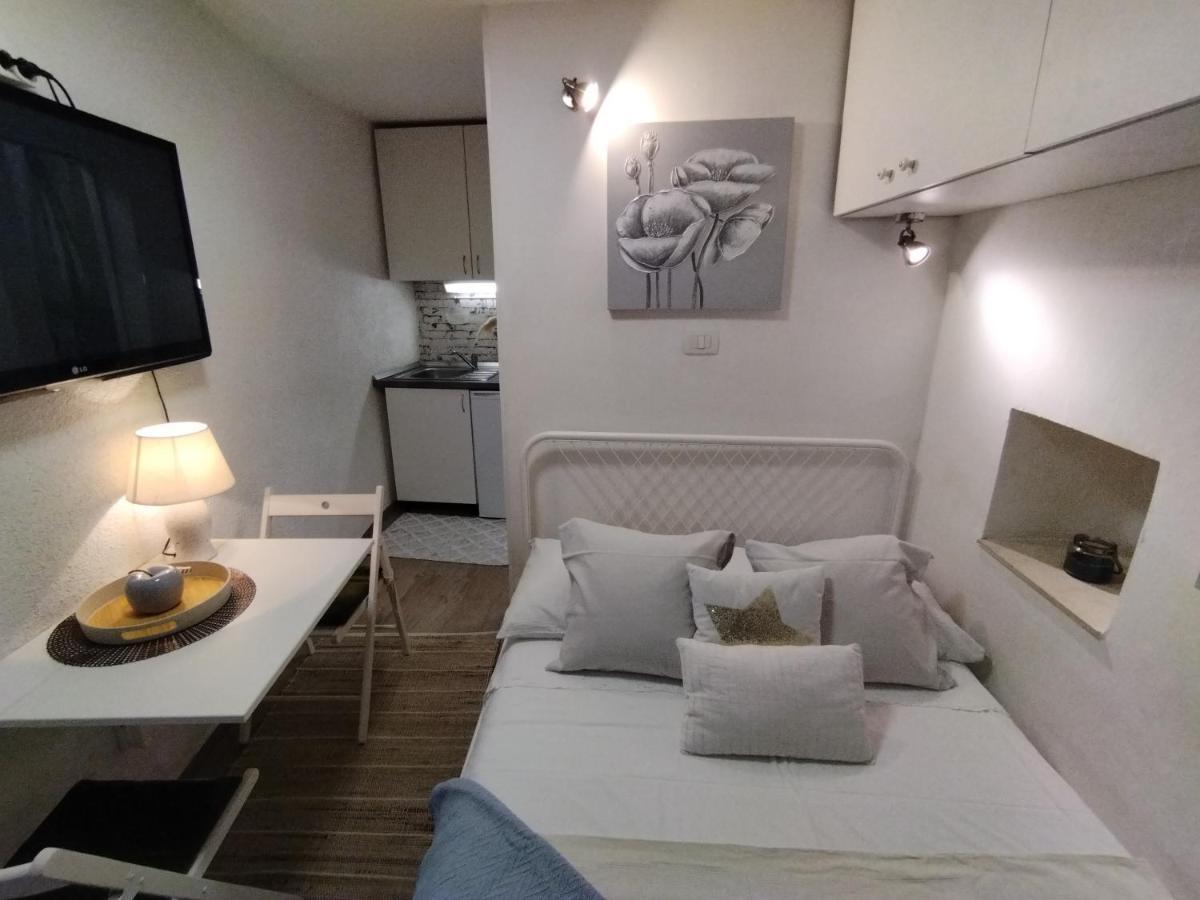Tiny Studio In City Center Stone House Σπλιτ Εξωτερικό φωτογραφία